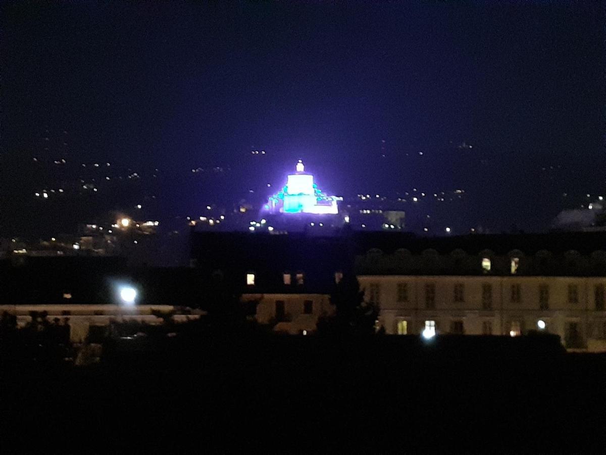 Alloggio Torino Inquadro Zewnętrze zdjęcie